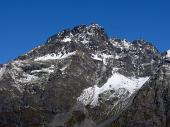 13 Dal Passo della Manina vediamo i gigantri orobici, Redorta e...